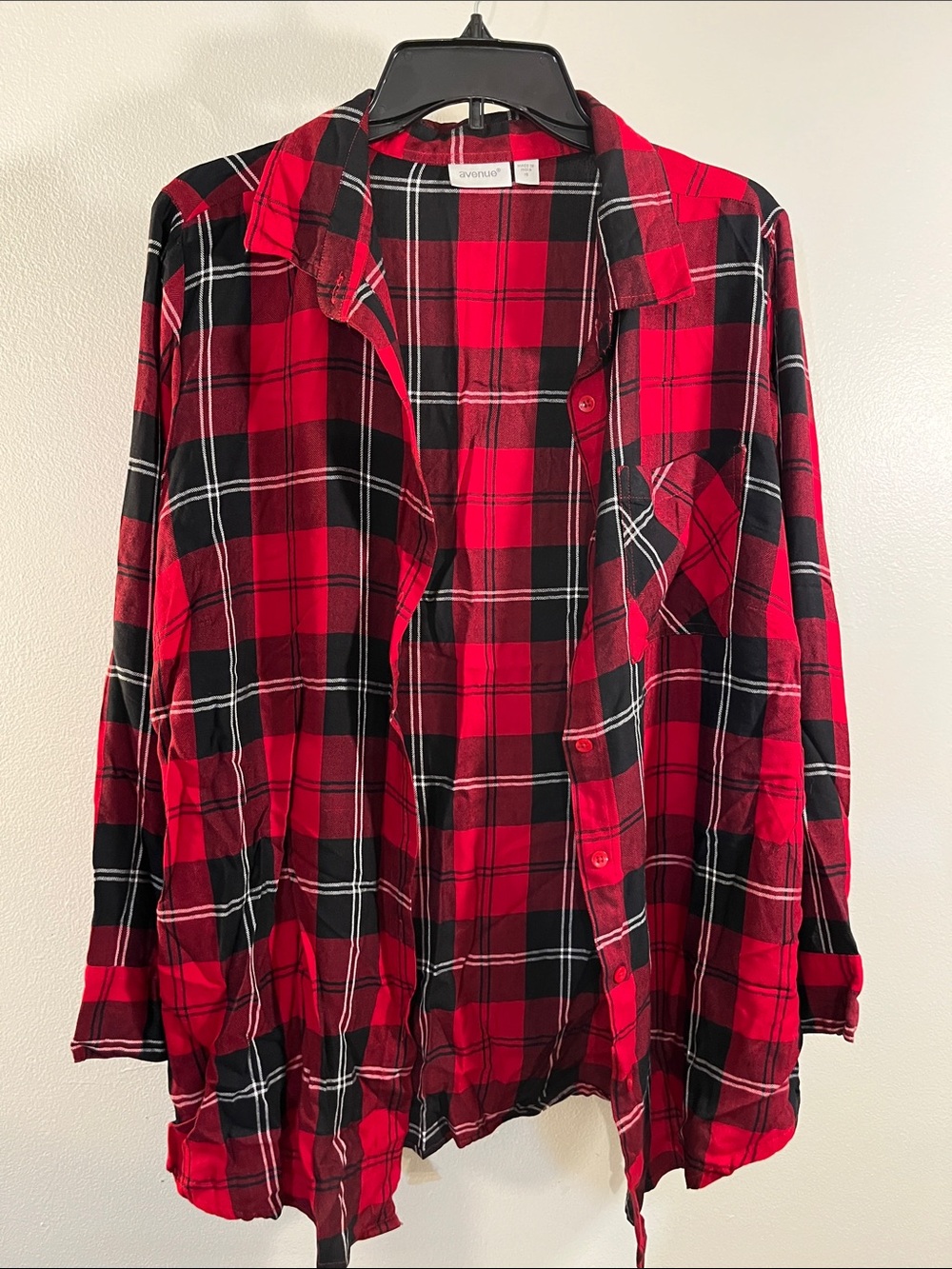 Avenue Red & Black Plaid Button-Down Shirt